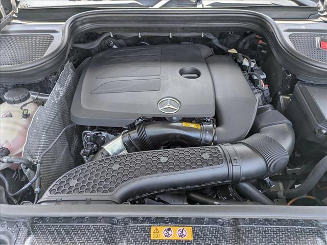 Vehicle image 9 of 27