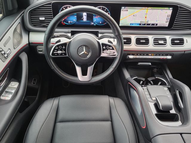Vehicle image 18 of 34