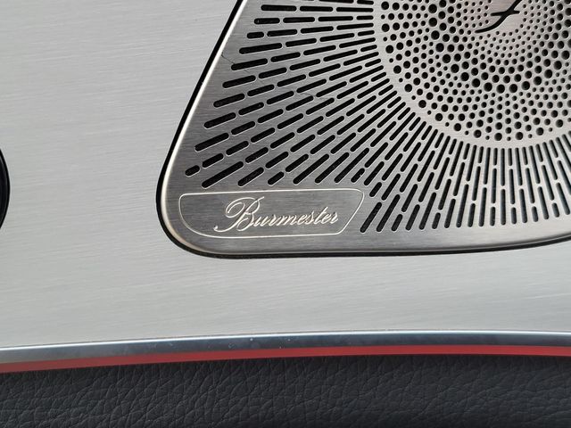 Vehicle image 21 of 34