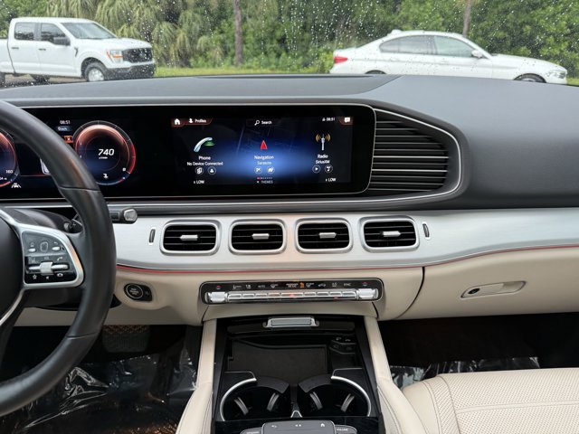 Vehicle image 18 of 36