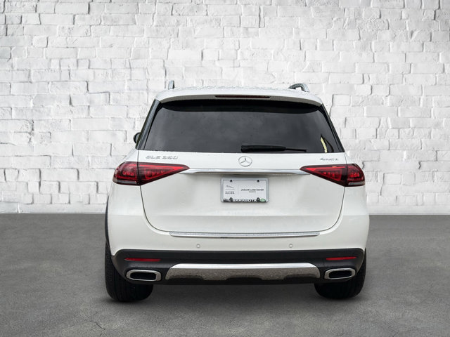 Vehicle image 7 of 36