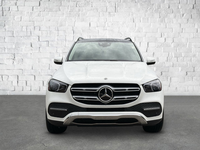 Vehicle image 3 of 36