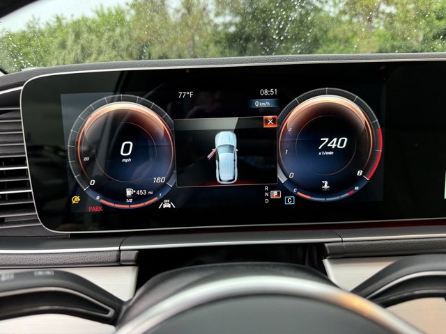 Vehicle image 21 of 36