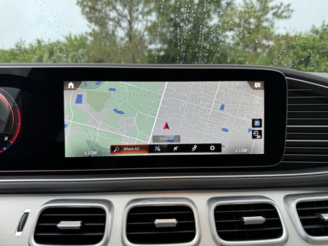 Vehicle image 22 of 36