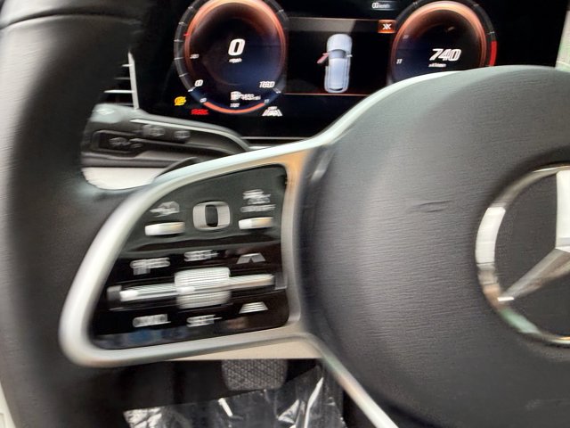 Vehicle image 31 of 36