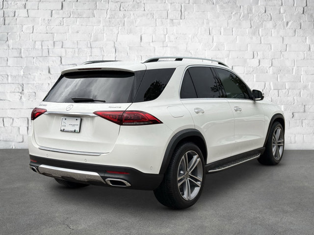 Vehicle image 6 of 36