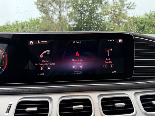 Vehicle image 24 of 36
