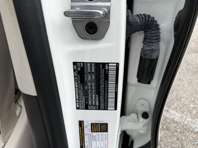 Vehicle image 28 of 36