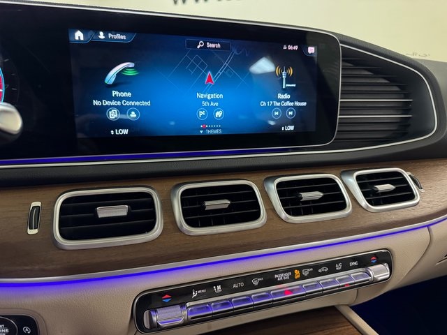 Vehicle image 14 of 29