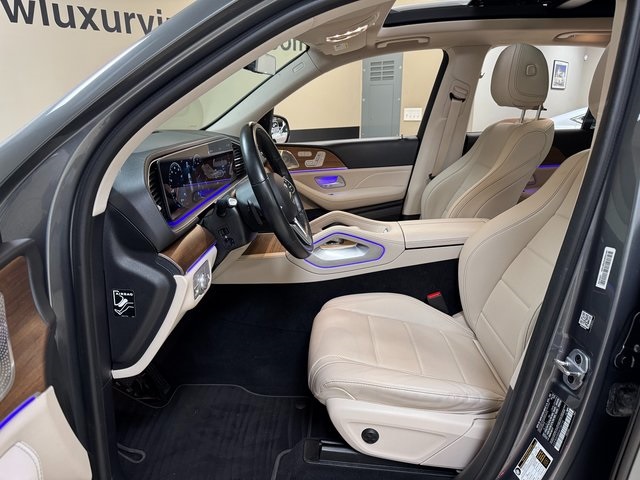 Vehicle image 10 of 29