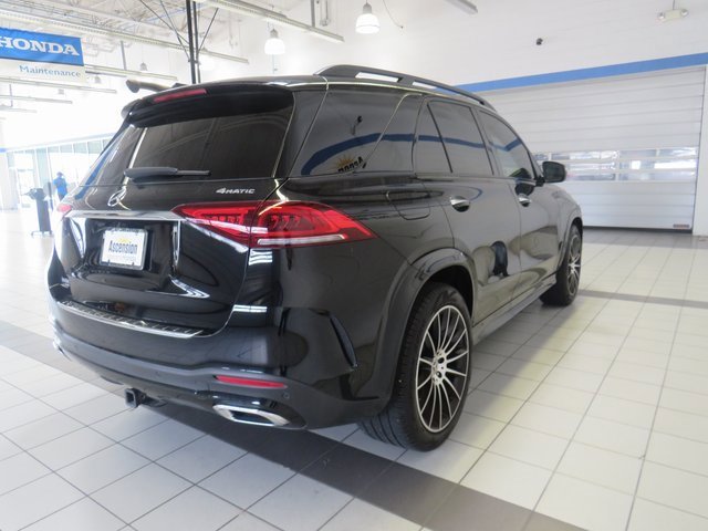 Vehicle image 4 of 40
