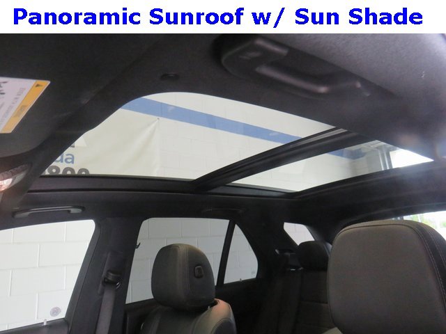 Vehicle image 22 of 40