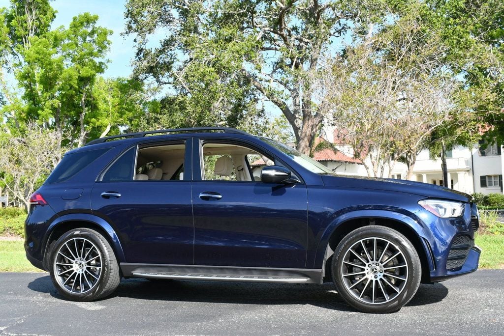 Vehicle image 9 of 65