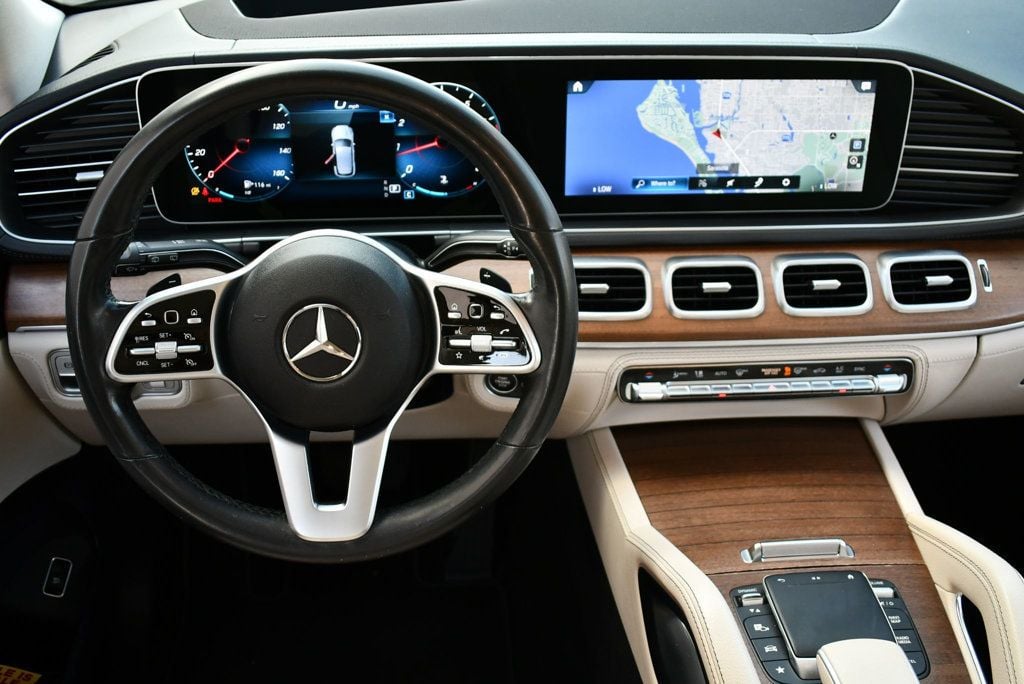 Vehicle image 48 of 65