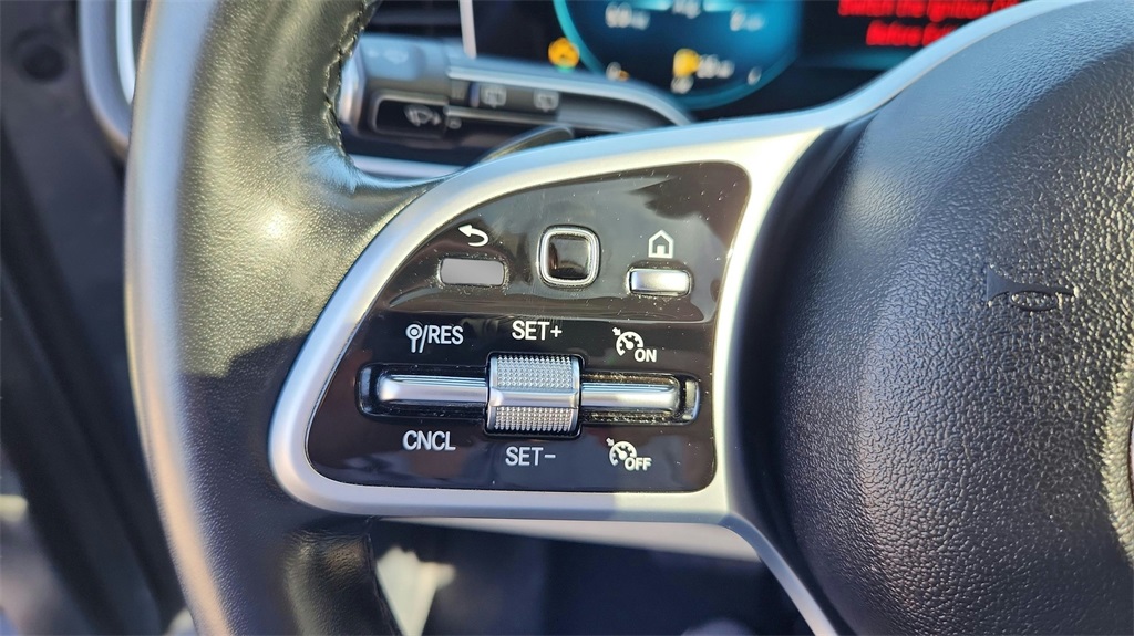 Vehicle image 29 of 36