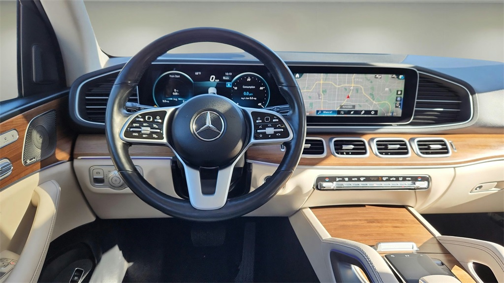 Vehicle image 19 of 36