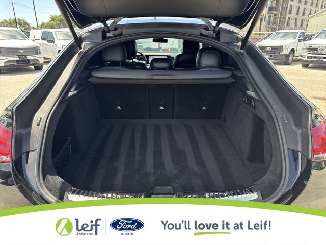 Vehicle image 33 of 47