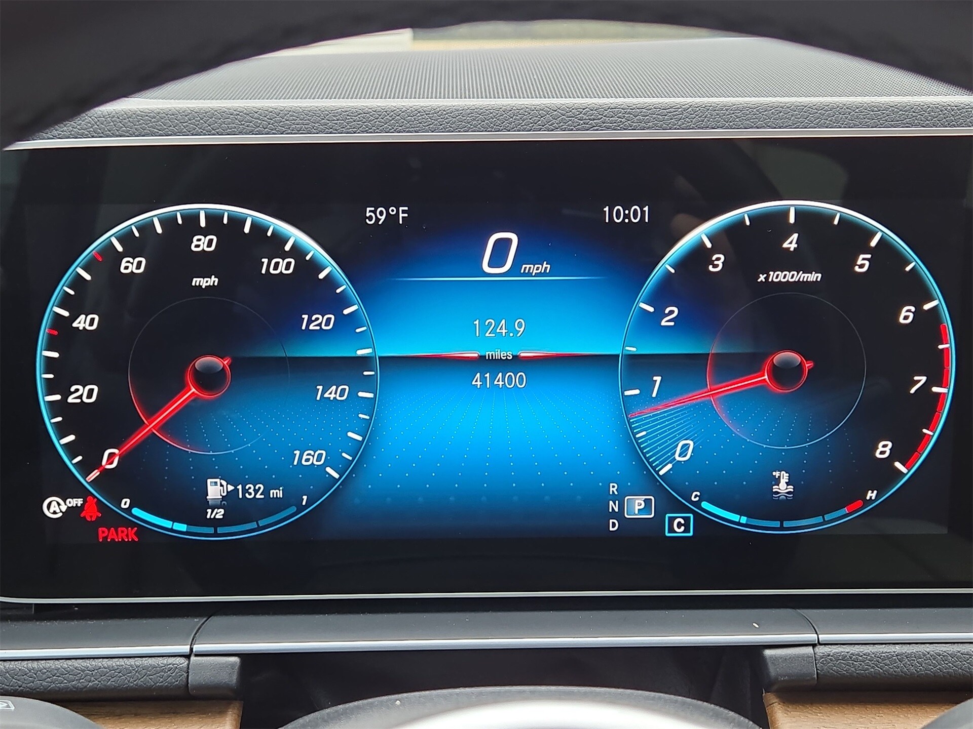 Vehicle image 20 of 22