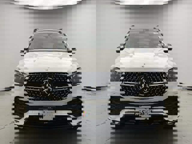 Vehicle image 2 of 36