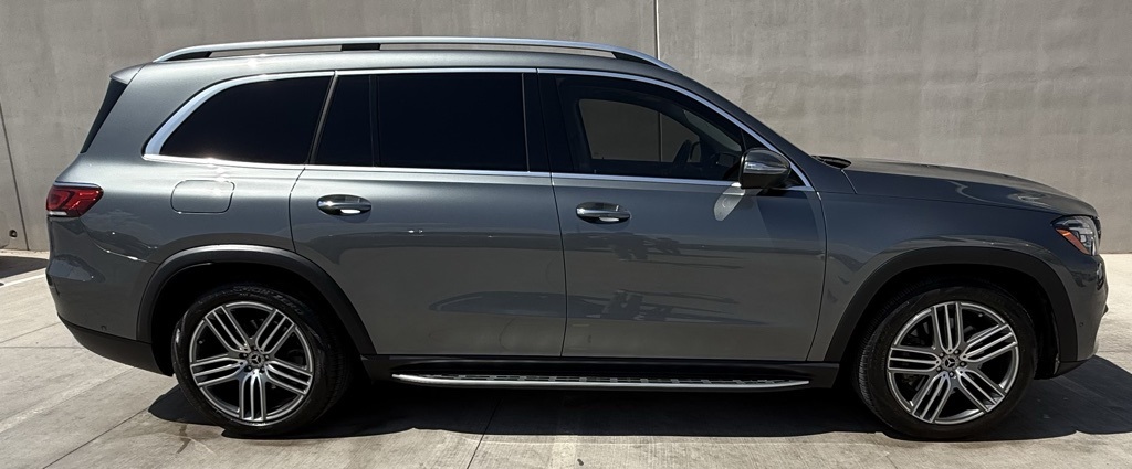 Vehicle image 3 of 19