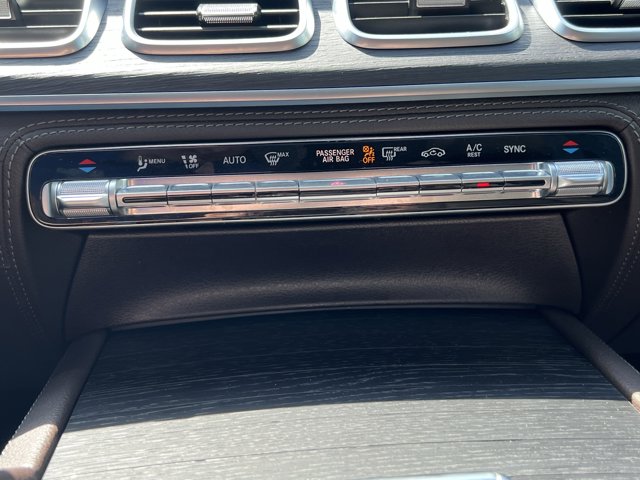Vehicle image 37 of 37