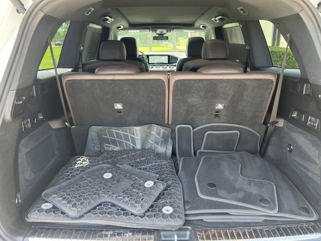 Vehicle image 12 of 37