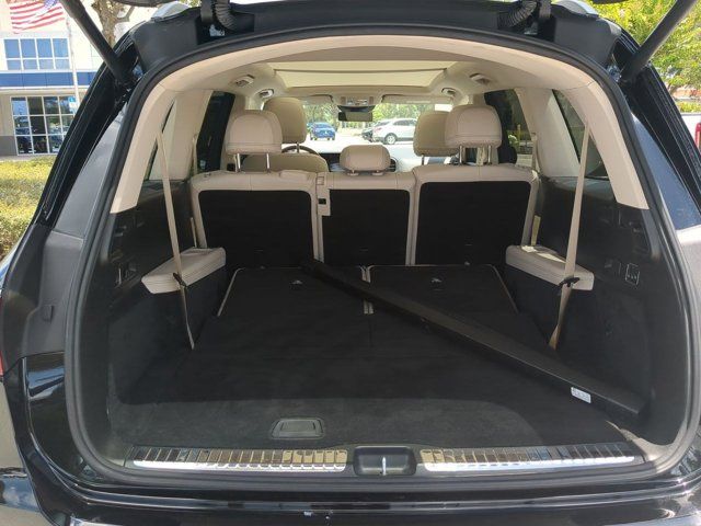 Vehicle image 11 of 33