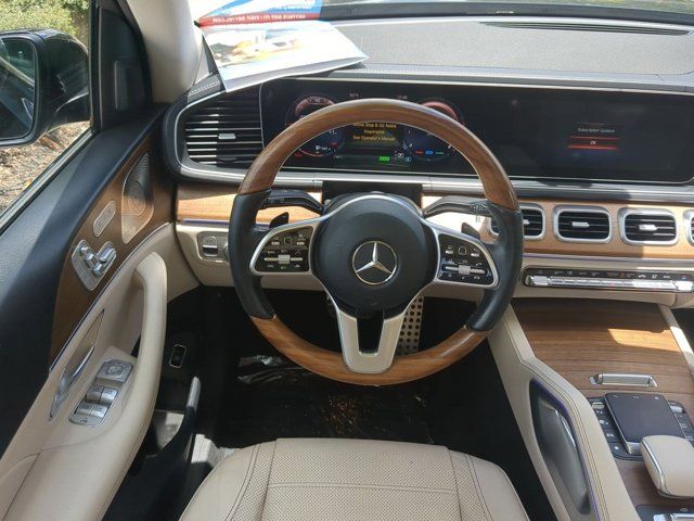 Vehicle image 13 of 33