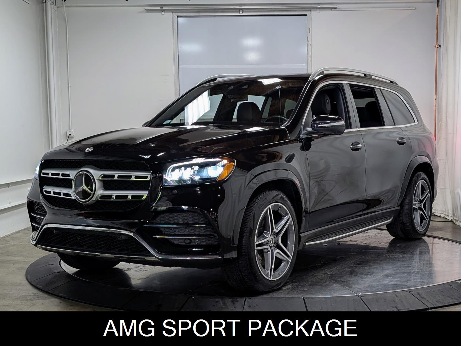 Vehicle image 1 of 44