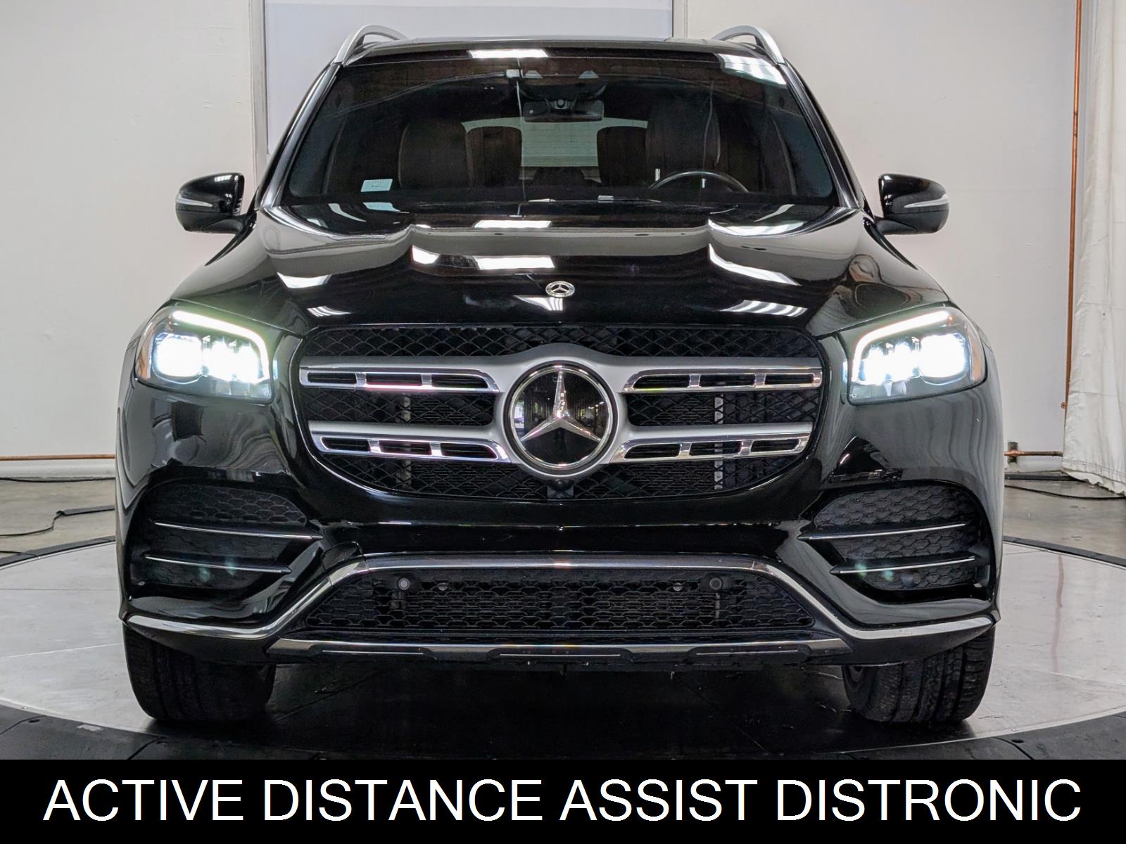 Vehicle image 2 of 44