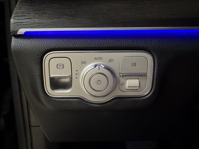 Vehicle image 32 of 32
