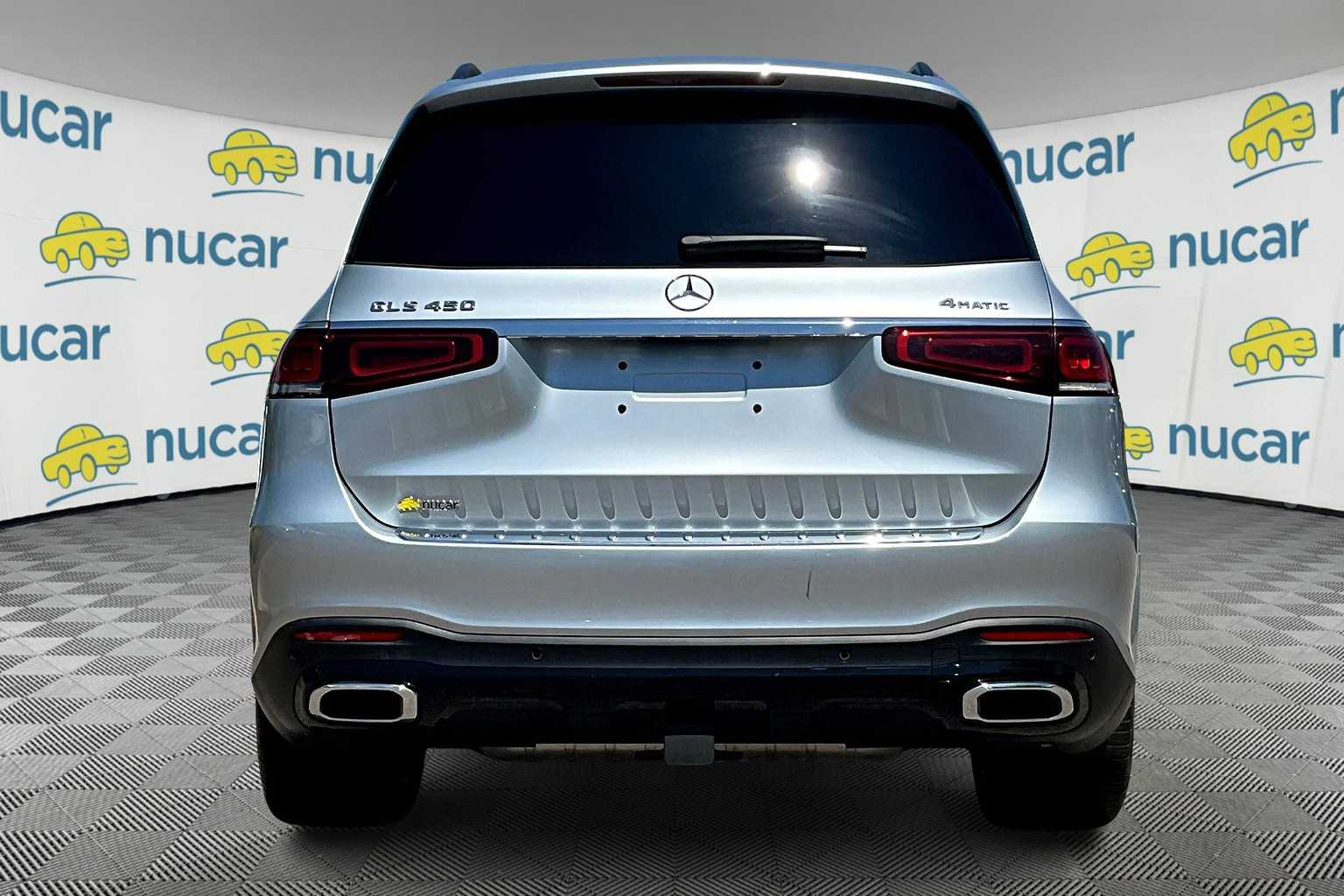 Vehicle image 6 of 36