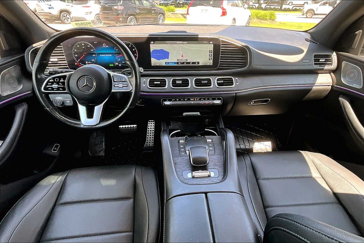 Vehicle image 22 of 36