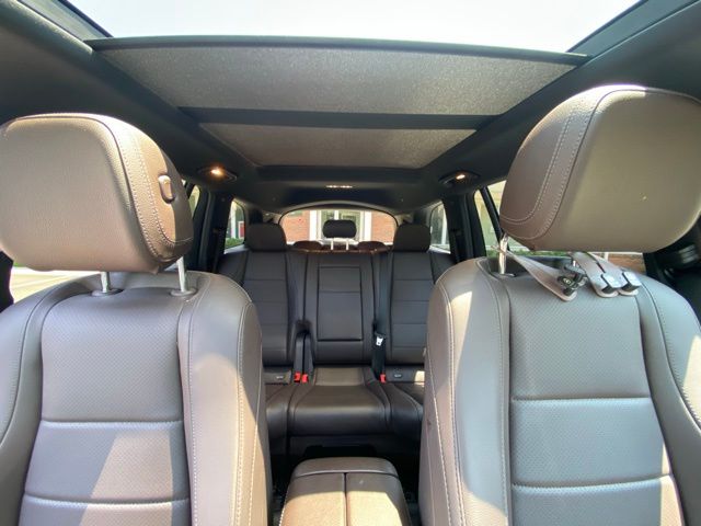 Vehicle image 39 of 62