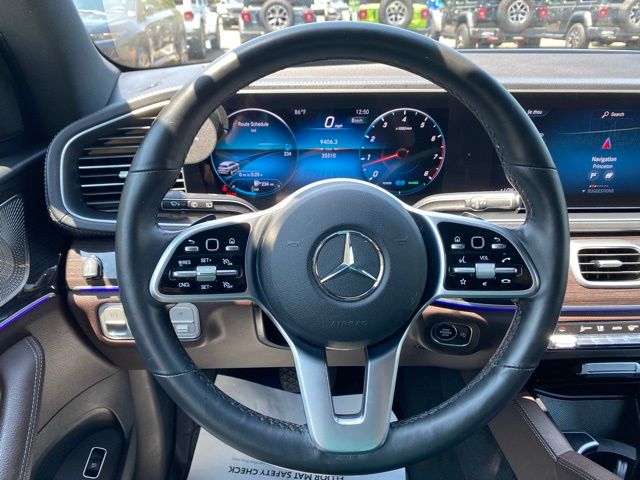 Vehicle image 52 of 62
