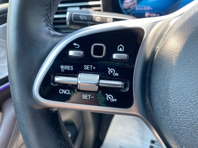 Vehicle image 53 of 62