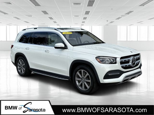 Vehicle image 3 of 32