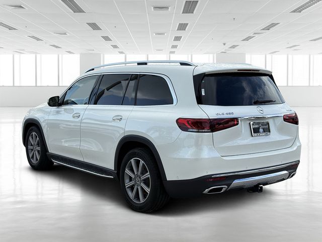 Vehicle image 8 of 32