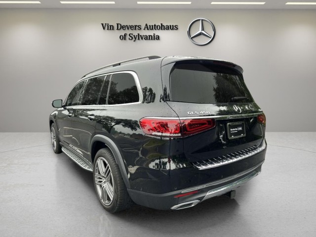 Vehicle image 7 of 34