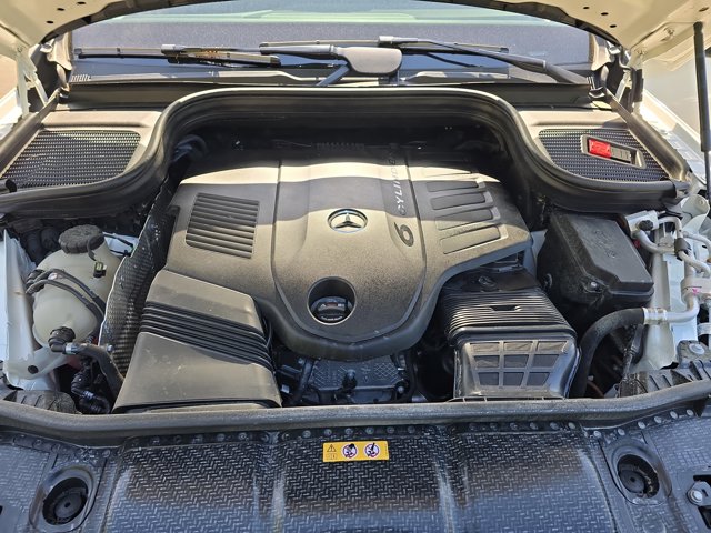 Vehicle image 31 of 36