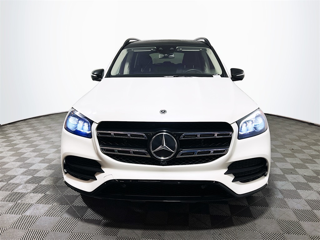 Vehicle image 2 of 37
