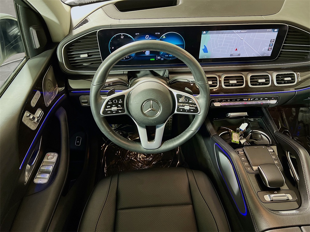 Vehicle image 19 of 37