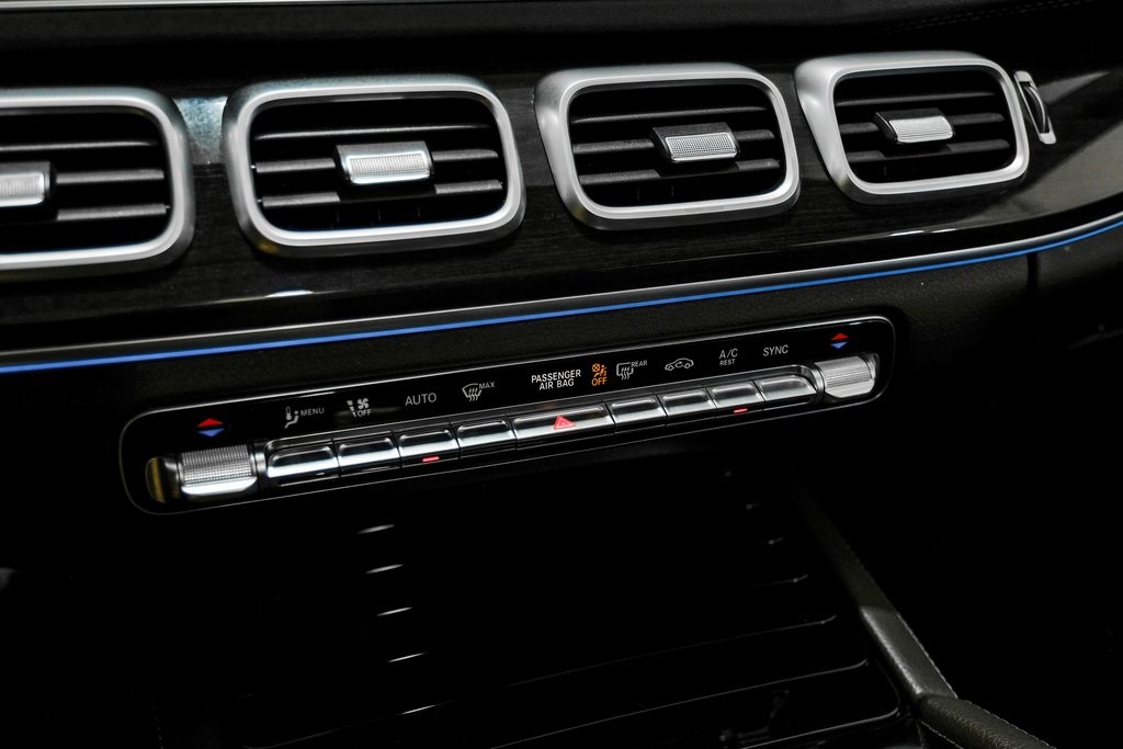 Vehicle image 22 of 54