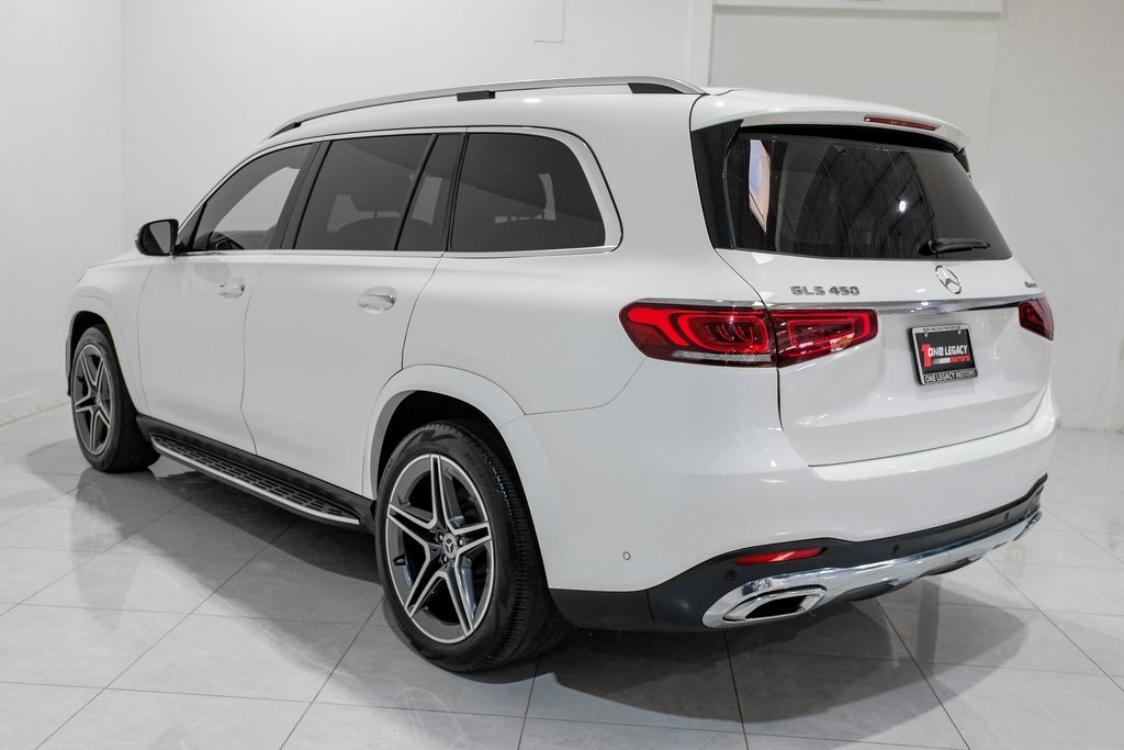Vehicle image 6 of 54
