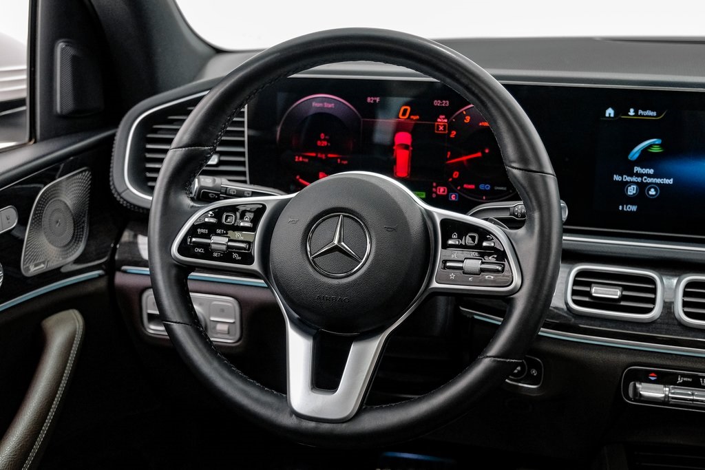 Vehicle image 15 of 54