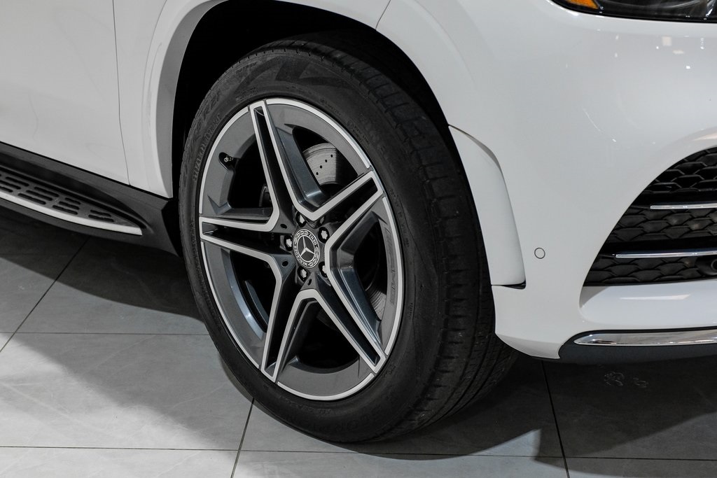 Vehicle image 45 of 54