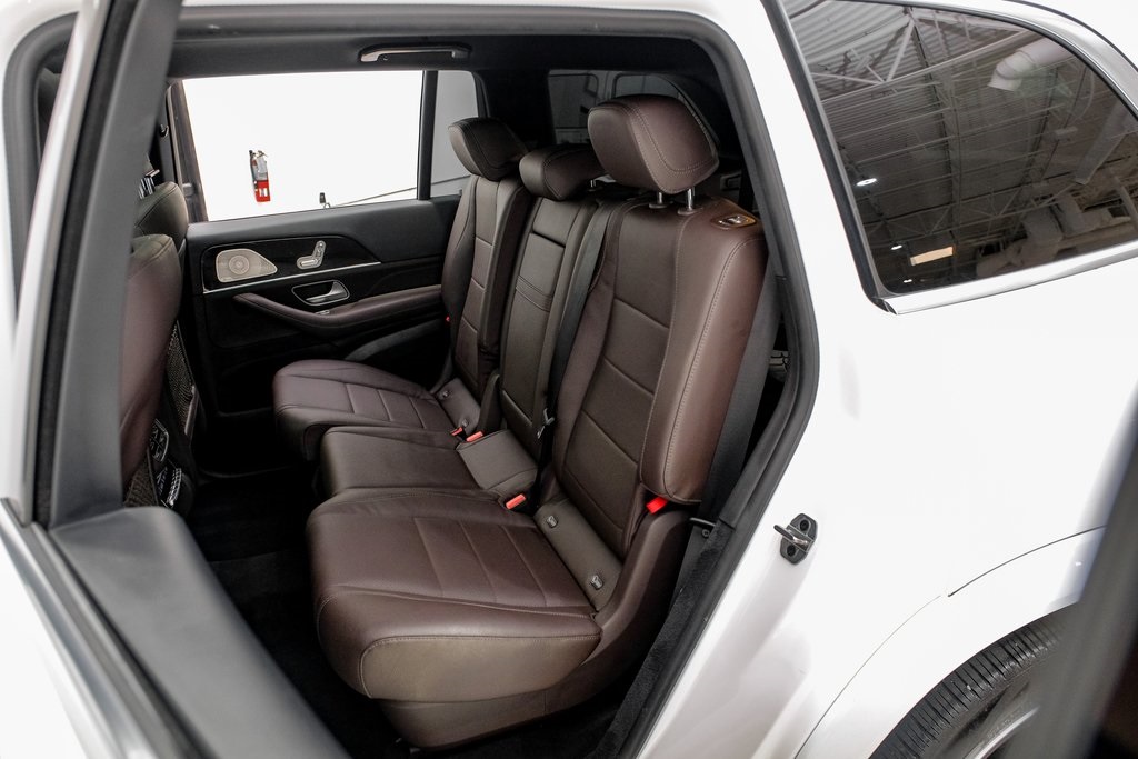 Vehicle image 29 of 54