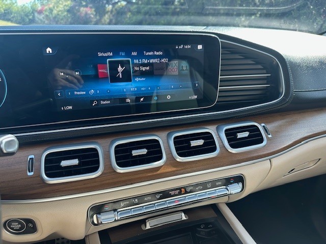 Vehicle image 21 of 21