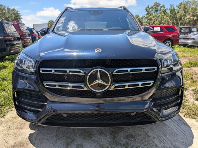 Vehicle image 2 of 29