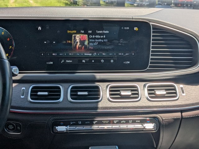 Vehicle image 18 of 29
